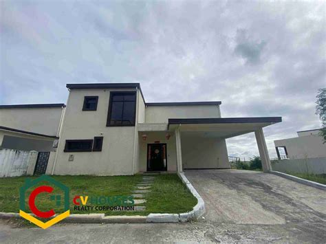properties in clark pampanga|House inside clark pampanga .